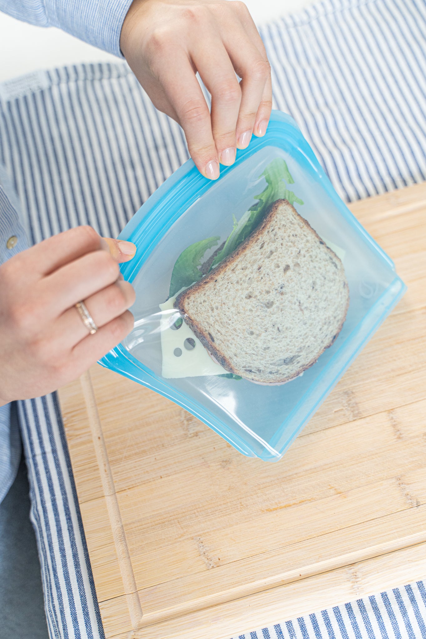 Daugkartinio naudojimo silikoninis maišelis 800 ml